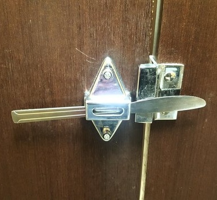 Illustration de l'article : Ces 17 idées lumineuses de personnes qui ne veulent pas se fatiguer 