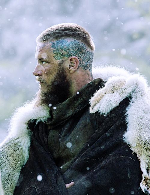 Vikings Les Tatouages Des Personnages Principaux En Detail