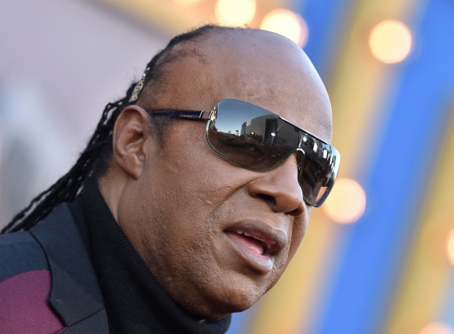 Illustration de l'article : 10 rumeurs absurdes sur des célébrités auxquelles l’opinion croit toujours !