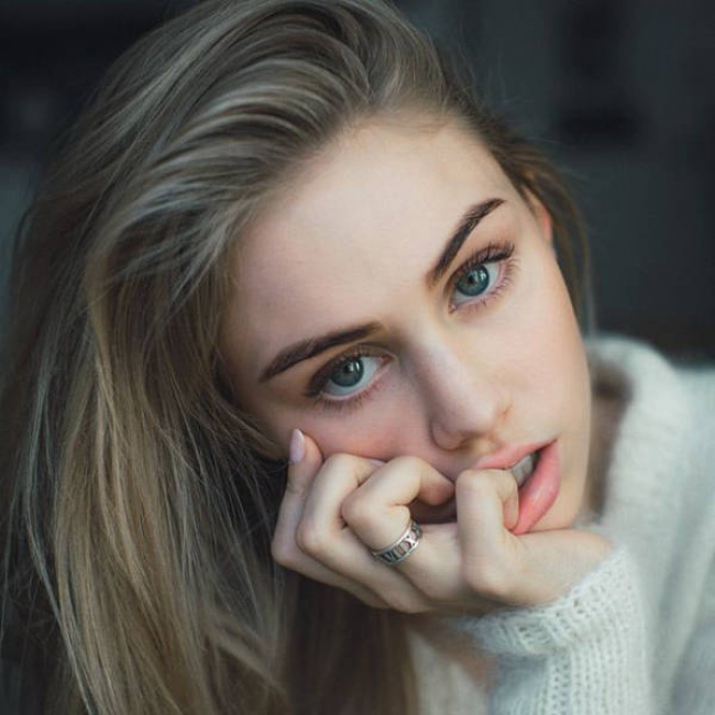 Illustration de l'article : 10 règles simples pour être belle sans maquillage