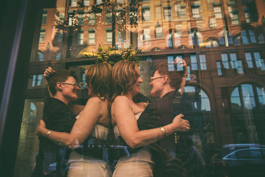 Illustration de l'article : L'amour n'a aucune frontière et ces 120 photos de mariage homosexuels donnent simplement envie de s'aimer !