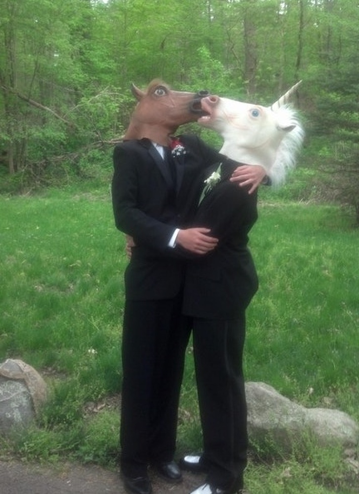 Illustration de l'article : Les 25 photos de bals de promo les plus mémorables