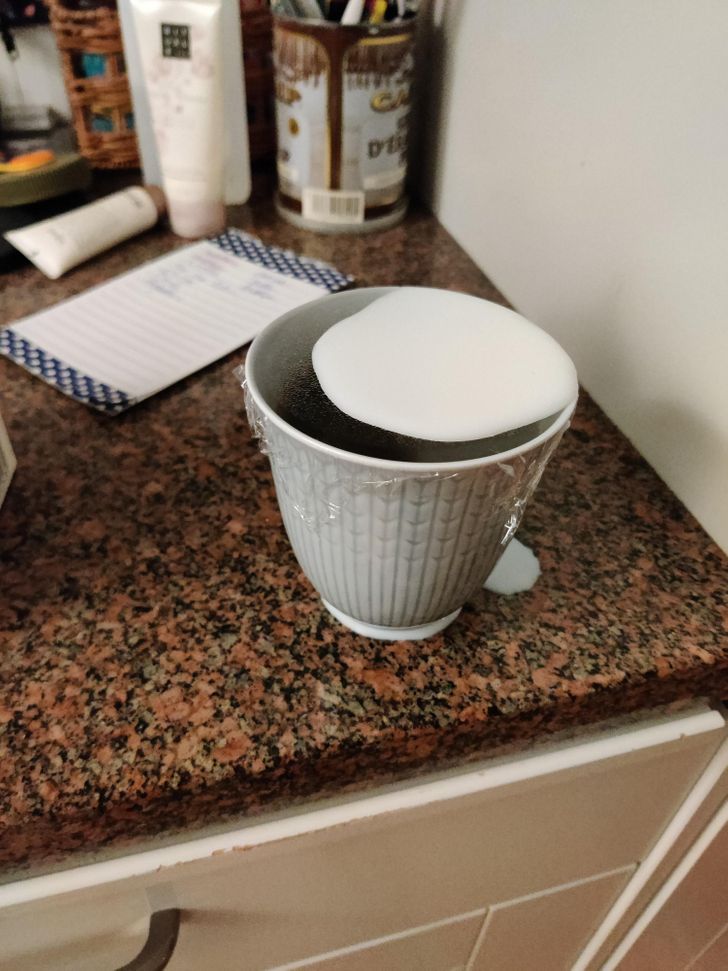 Illustration de l'article : Ces 16 personnes qui ne savent pas faire grand-chose de leurs mains