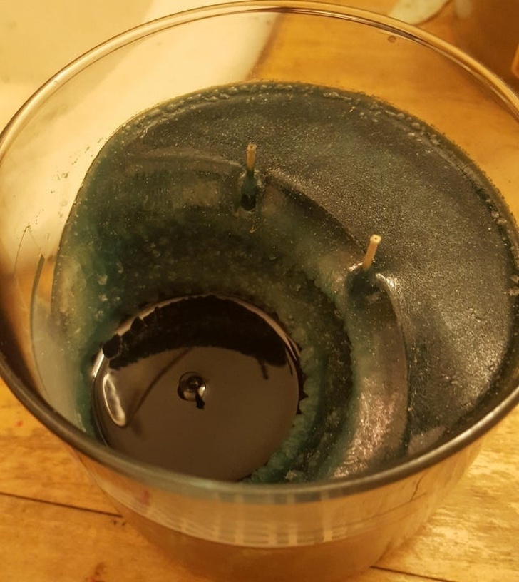 Illustration de l'article : Ces 19 petits amis qui donnent du fil à retordre à leur compagne