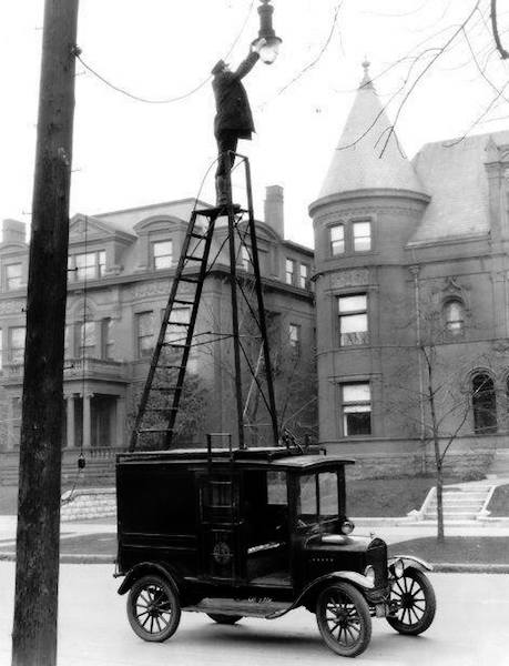 Illustration de l'article : 18 photos montrant combien les humains adorent la prise de risque