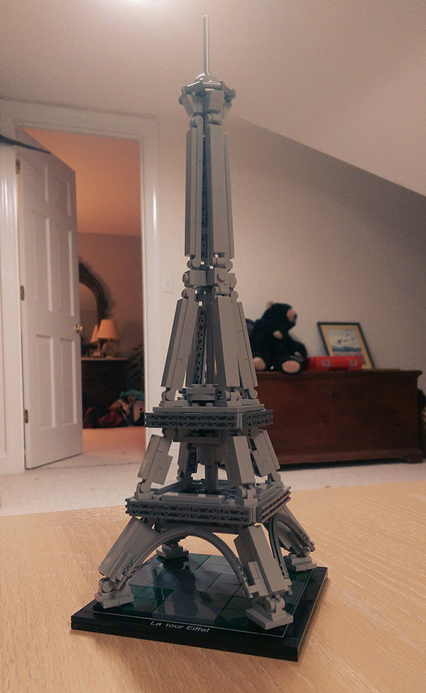 Illustration de l'article : Ces 20 parents qui ont du mal à voir grandir leurs enfants