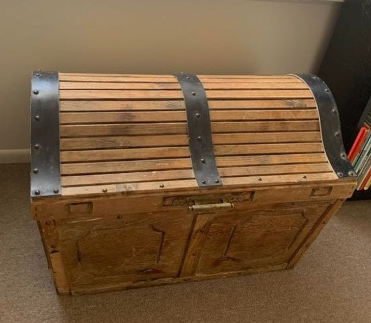 Illustration de l'article : Ces 20 photos d'objets de valeur jetés dans les ordures