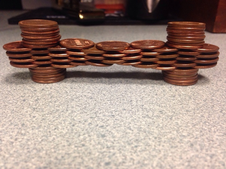 Illustration de l'article : Ces 22 employ&eacute;s qui ont trouv&eacute; une fa&ccedil;on de lutter contre l'ennui au travail