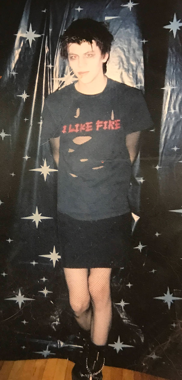 Illustration de l'article : 20 personnes ayant trompé la confiance de leur conjoint en publiant des photos dossiers