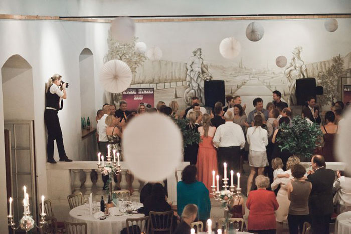 Illustration de l'article : Ces 20 photos qui montrent le dur métier de photographe de mariage