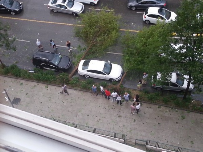 Illustration de l'article : Ces 27 personnes ayant traversé une journée de chance et d'émotions fortes