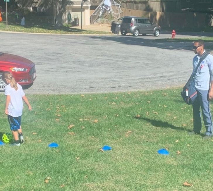 Illustration de l'article : Ces 18 photos qui montrent à quel point il est important d'être généreux et d'aider les gens