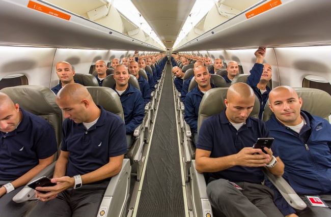 Illustration de l'article : Ces 25 personnes ont eu la chance de rencontrer leur sosie en vrai