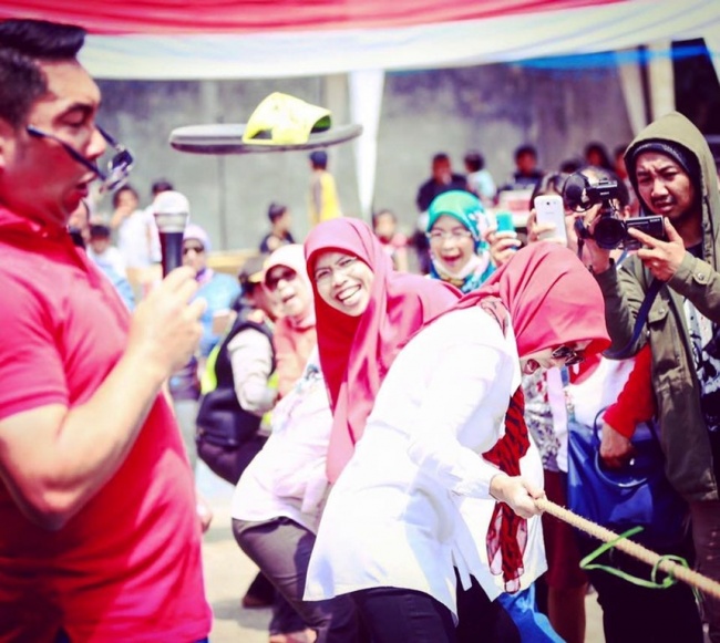 Illustration de l'article : 24 photos dont l’arrière-plan est bien plus drôle que l’action principale