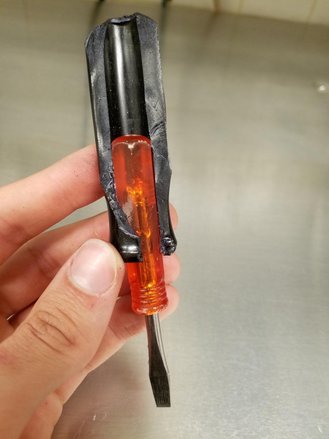 Illustration de l'article : 21 objets du quotidien qui cachent parfois un autre objet