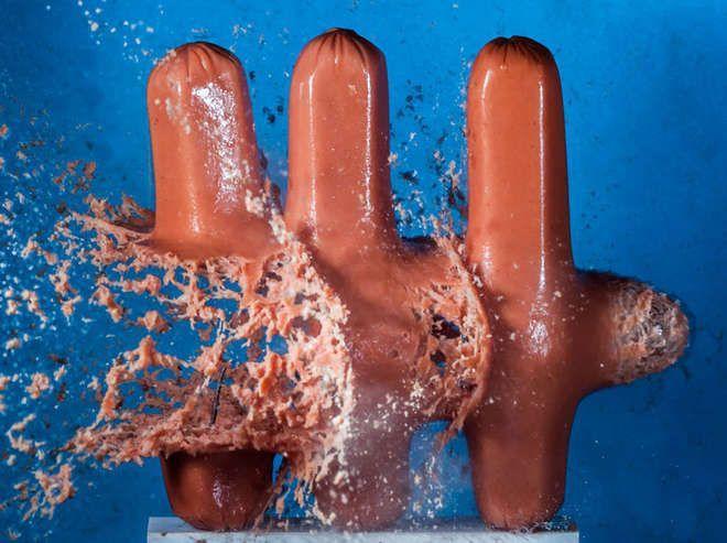 Illustration de l'article : 12 photos d’objets du quotidien transpercés par une balle