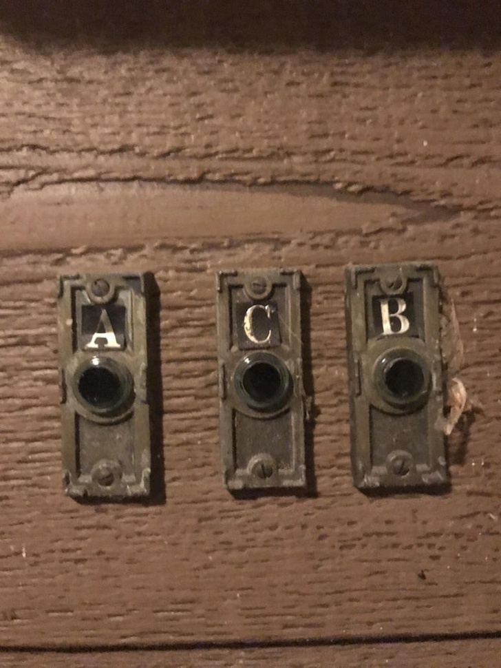 Illustration de l'article : Ces 20 photos de situations dérangeantes, surtout pour les maniaques