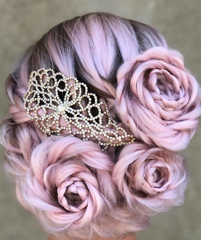 Illustration de l'article : La rose : la nouvelle tendance coiffure qui déferle sur les réseaux sociaux