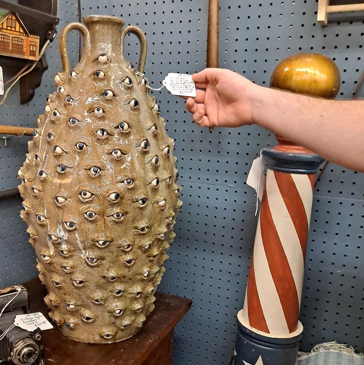 Illustration de l'article : Ces 20 objets et r&eacute;alisations tir&eacute;s par les cheveux